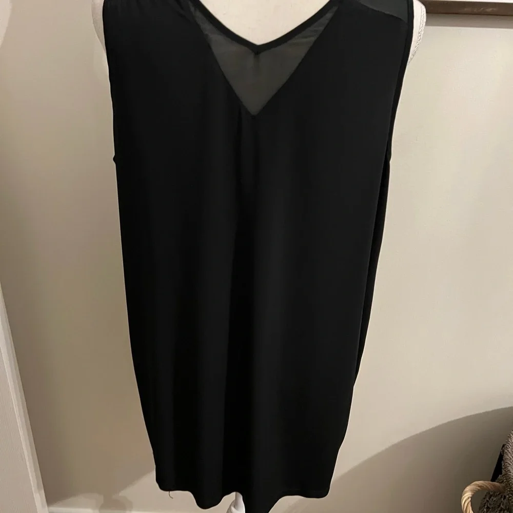 Like New Soft Surroundings Black V Neck Tank Top. Sz Large. Worn only once. - Picture 4 of 8